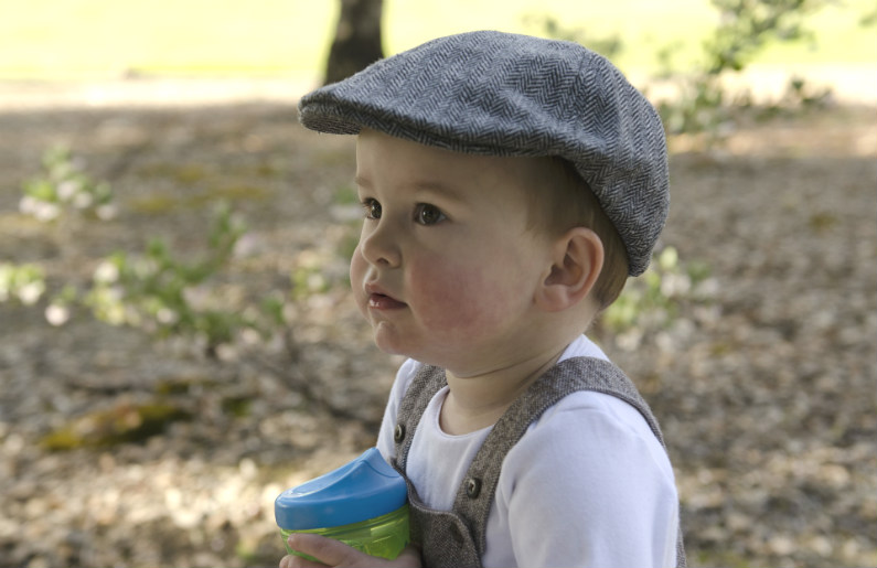 ¿Qué hacer si mi hijo no toma agua?