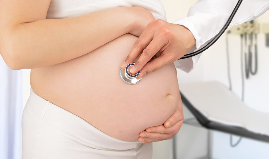 ¿Qué es la preeclampsia y qué la provoca?
